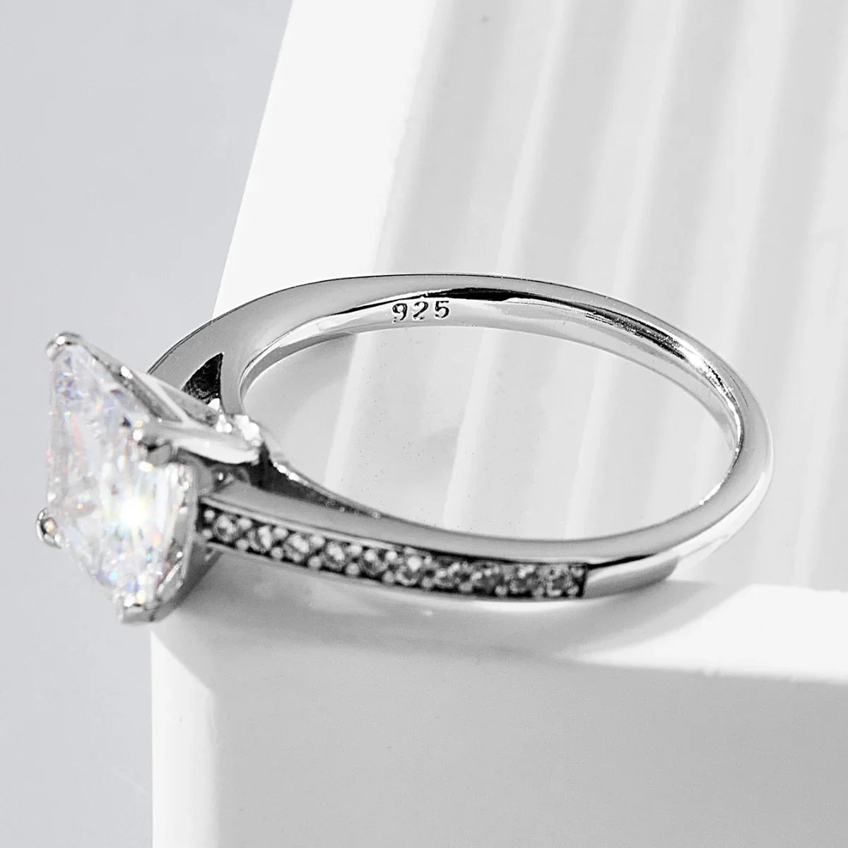 925 Sterling Silver Zircon Ring ring