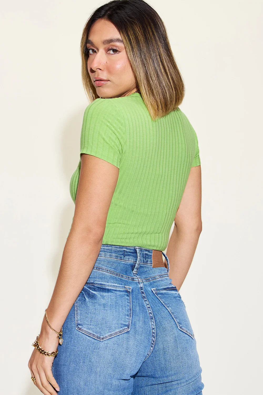 Basic Bae Full Size Ribbed Round Neck Short Sleeve T-Shirt tank top