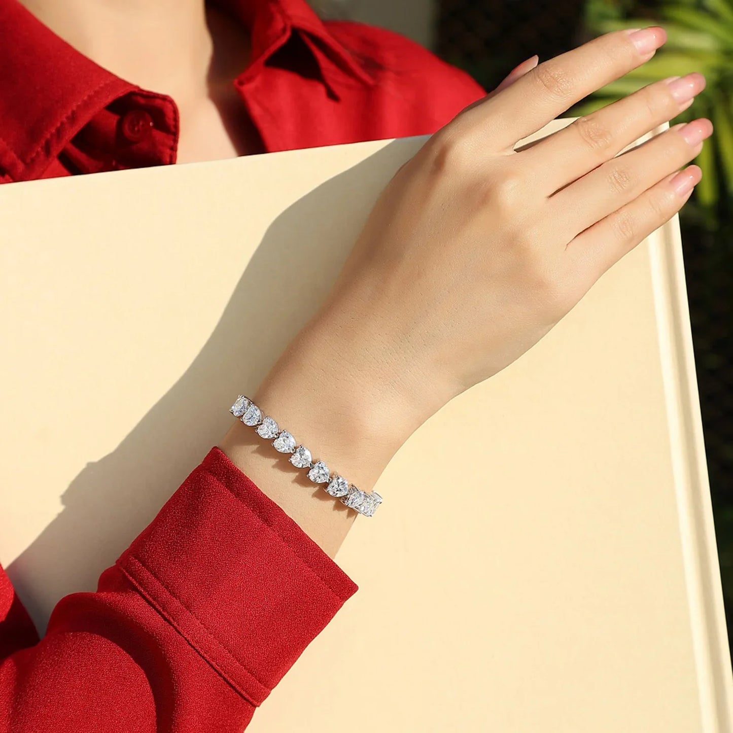 24 Carat Moissanite 925 Sterling Silver Heart Bracelet Bracelet