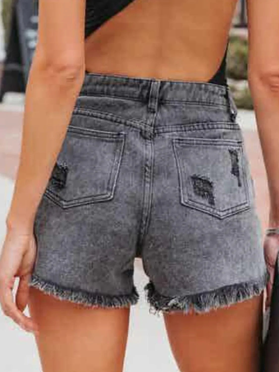 Distressed Fringe Denim Shorts with Pockets shorts