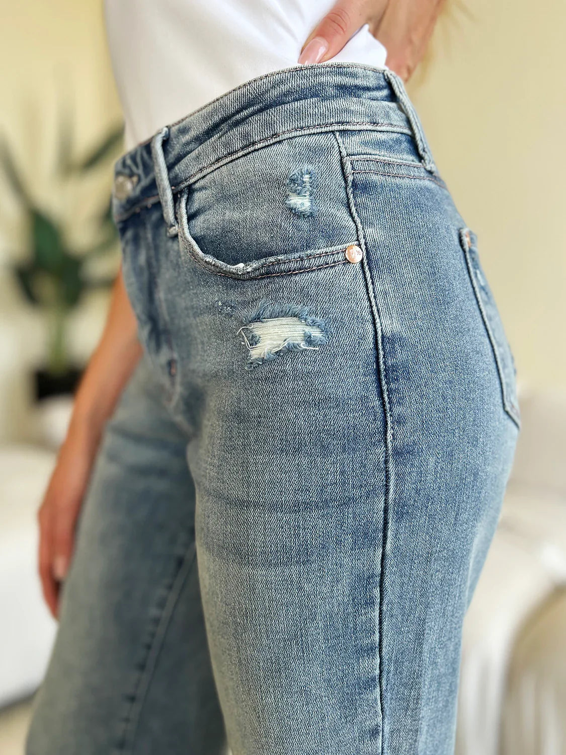 Judy Blue Full Size Mid Rise Distressed Straight Jeans Judy Blue