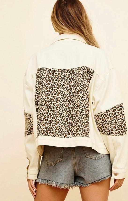 LONG SLEEVE BUTTON UP ANIMAL PRINT DENIM JACKET Jacket