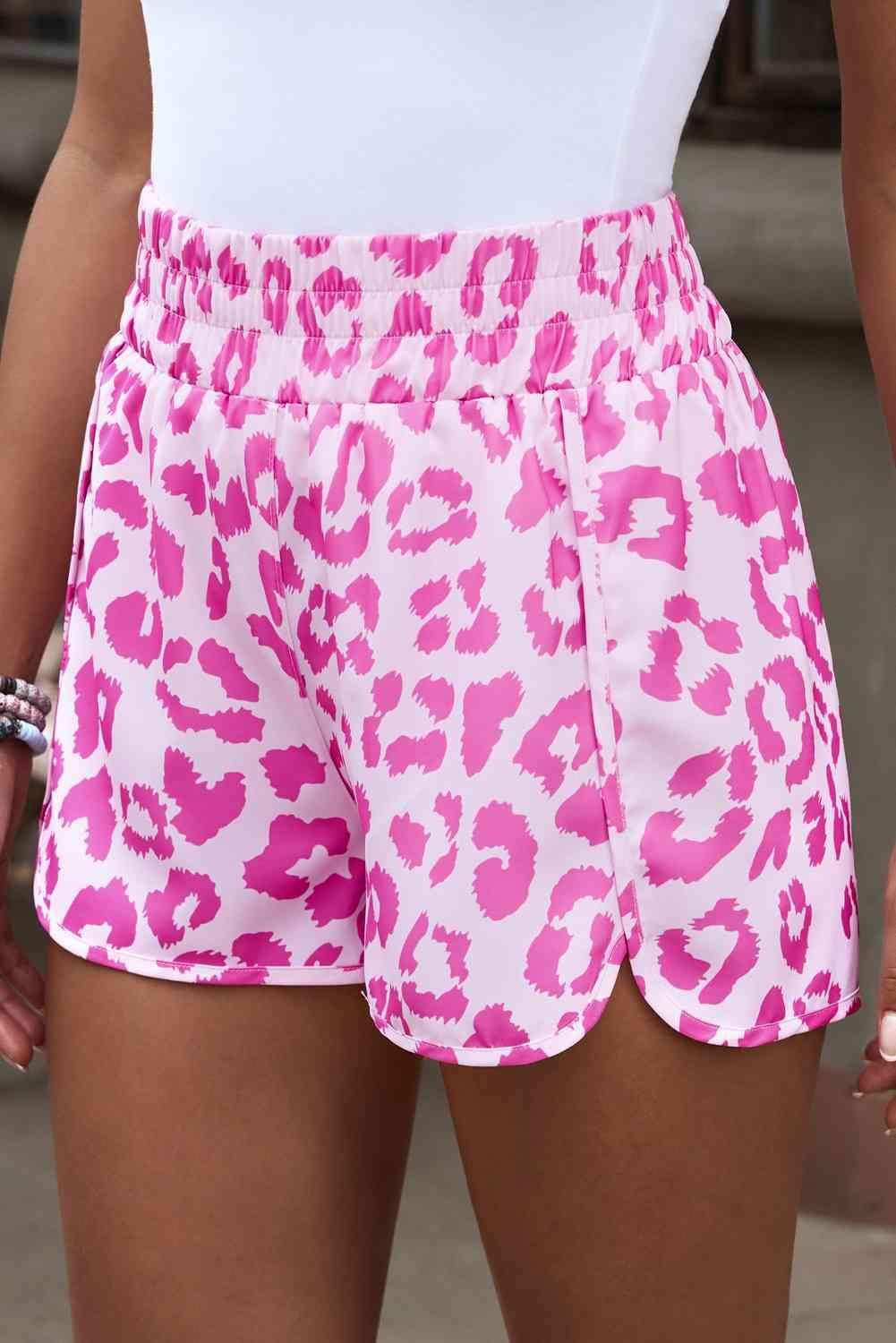 Leopard Elastic Waist Shorts shorts