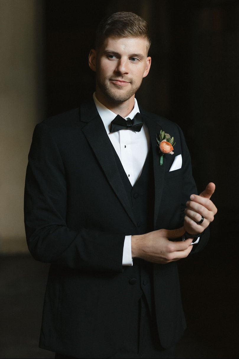 Tuxedo/Suit Fitting Appointment service