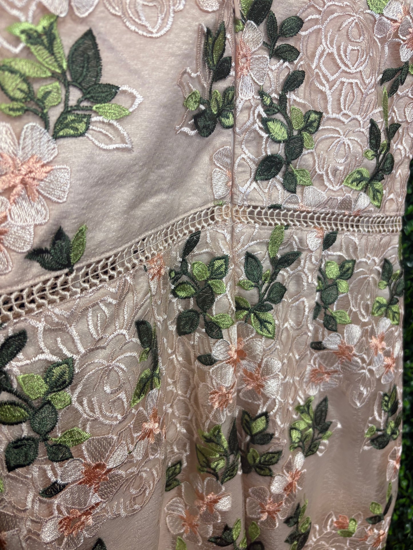 Minuet Floral Lace Midi Dress