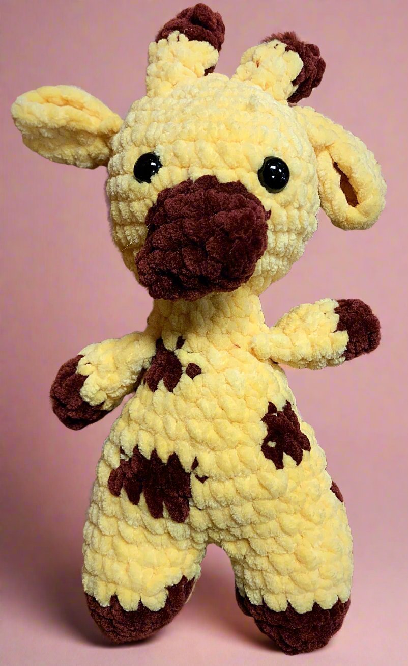 Handmade Crochet Small Giraffe-Kentucky Belle Boutique