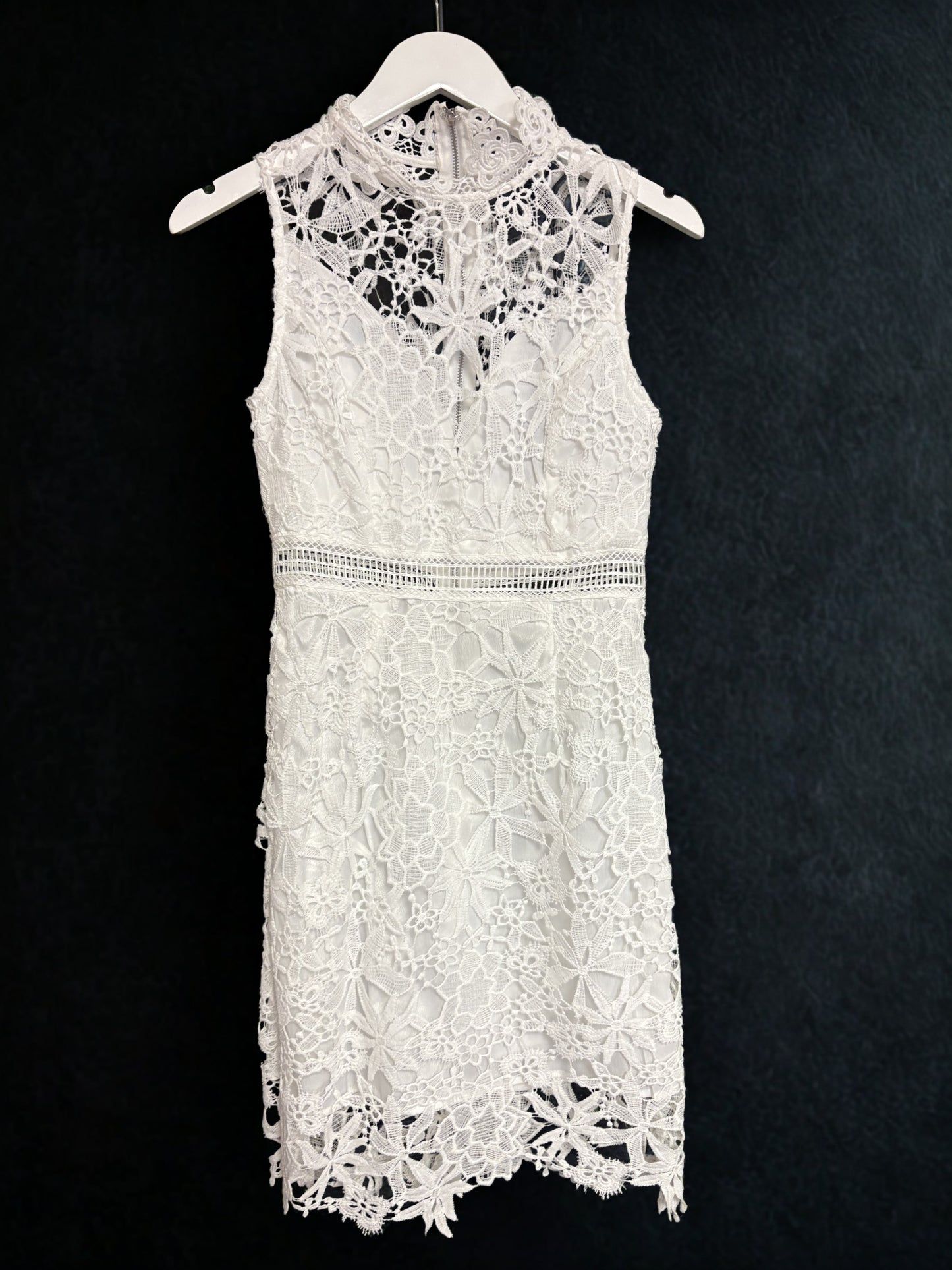 White Lace Dress DO+BE