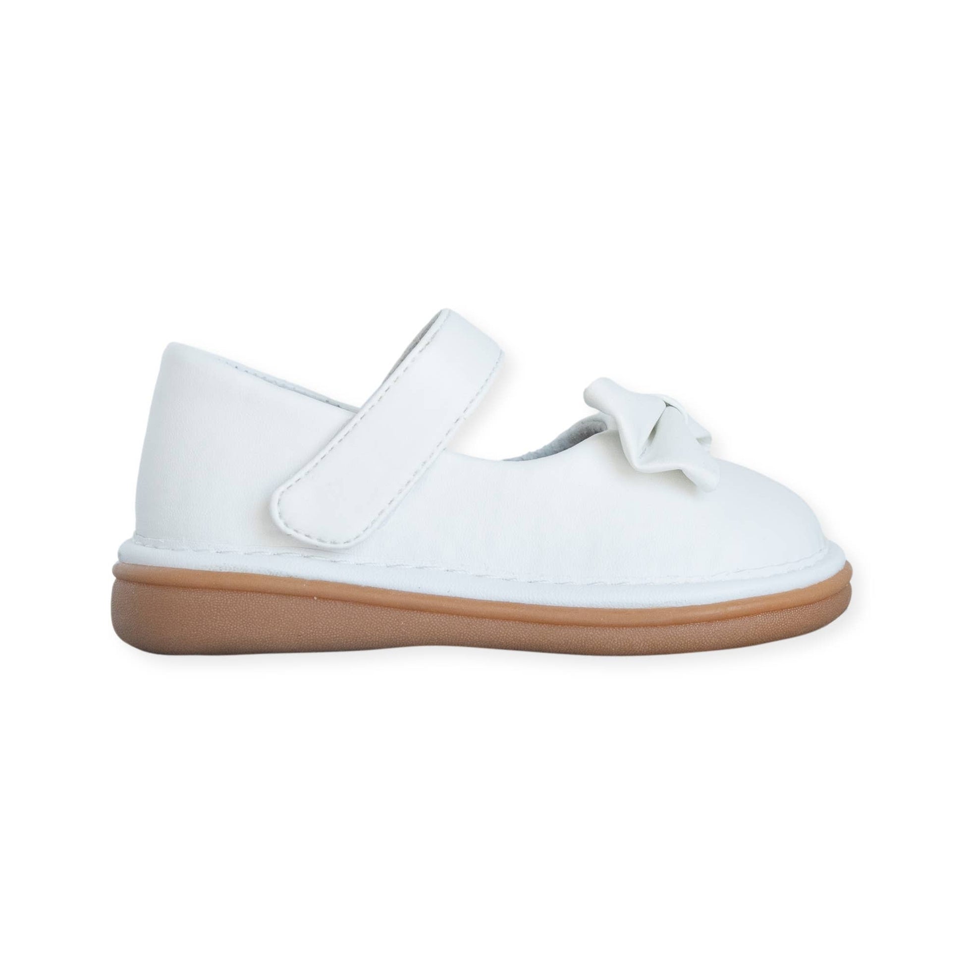 Bow White Shoe