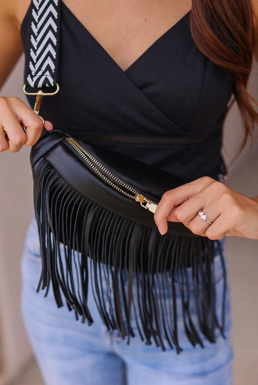 the Black Valentina Crossbody Bag - Moonlight Boutique