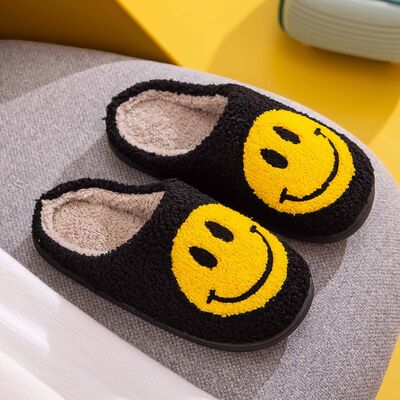 Melody Smiley Face Slippers - Moonlight Boutique