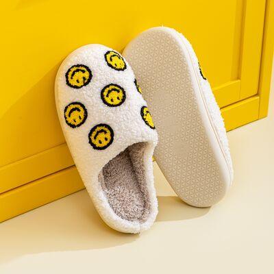 Melody Smiley Face Slippers - Moonlight Boutique