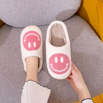 Melody Smiley Face Slippers - Moonlight Boutique