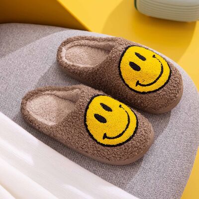 Melody Smiley Face Slippers - Moonlight Boutique