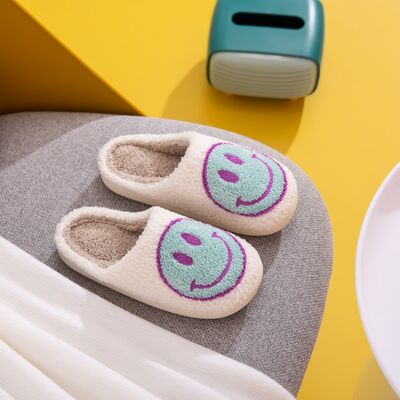 Melody Smiley Face Slippers - Moonlight Boutique