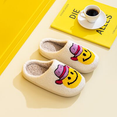 Melody Smiley Face Slippers - Moonlight Boutique