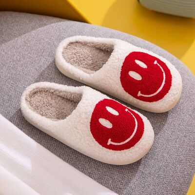 Melody Smiley Face Cozy Slippers - Moonlight Boutique