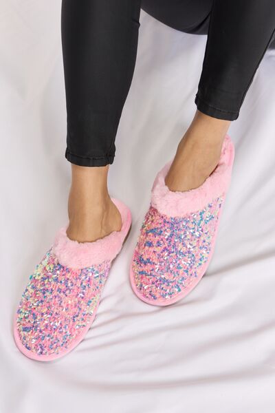 Forever Link Sequin Plush Round Toe Slippers - Moonlight Boutique